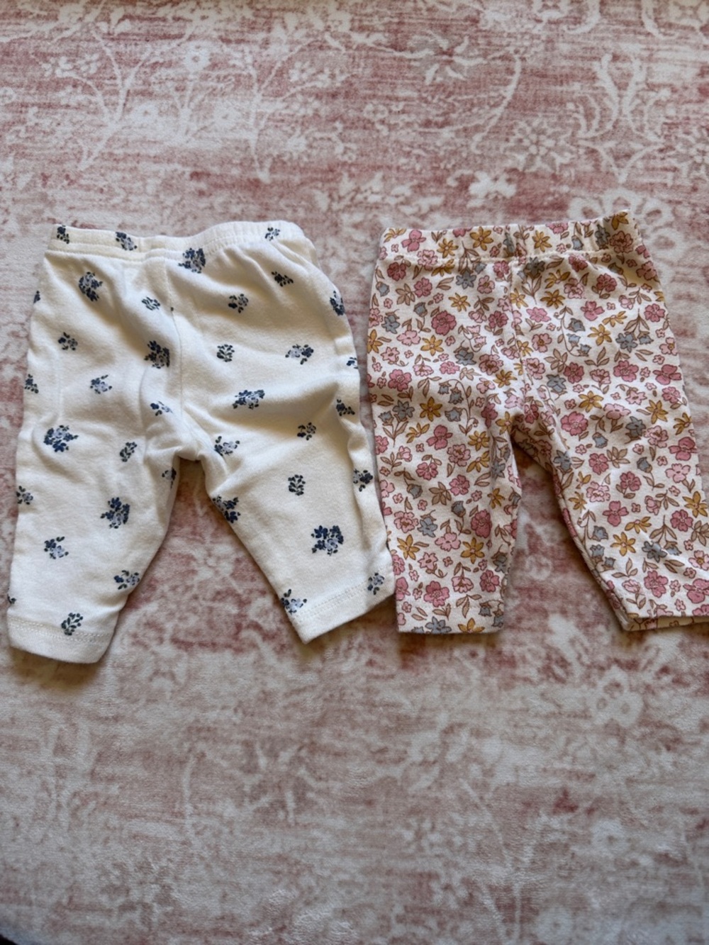 Newborn bundle - Picture 4 of 6
